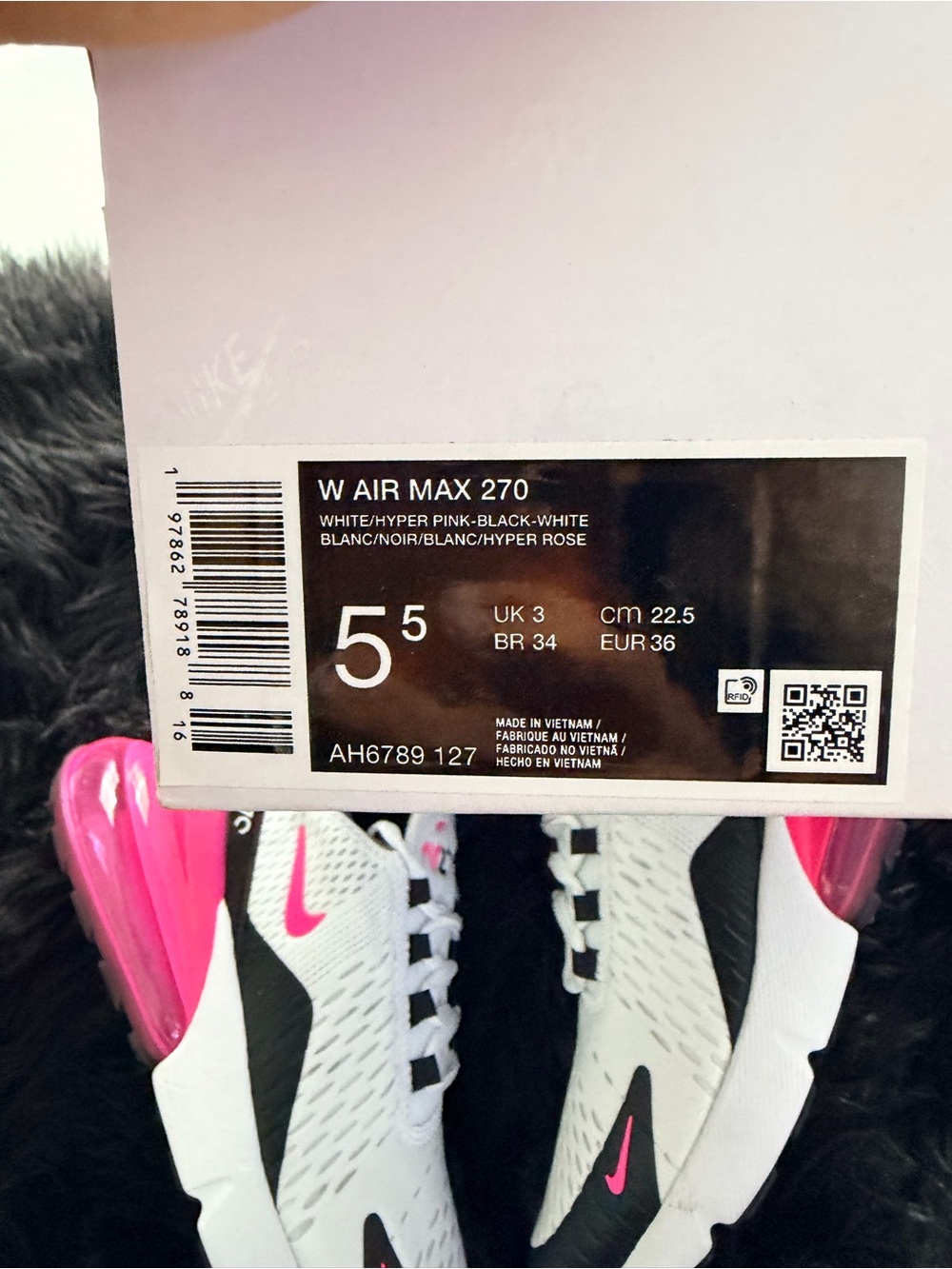 Nike Air Max 270 - Picture 11 of 11